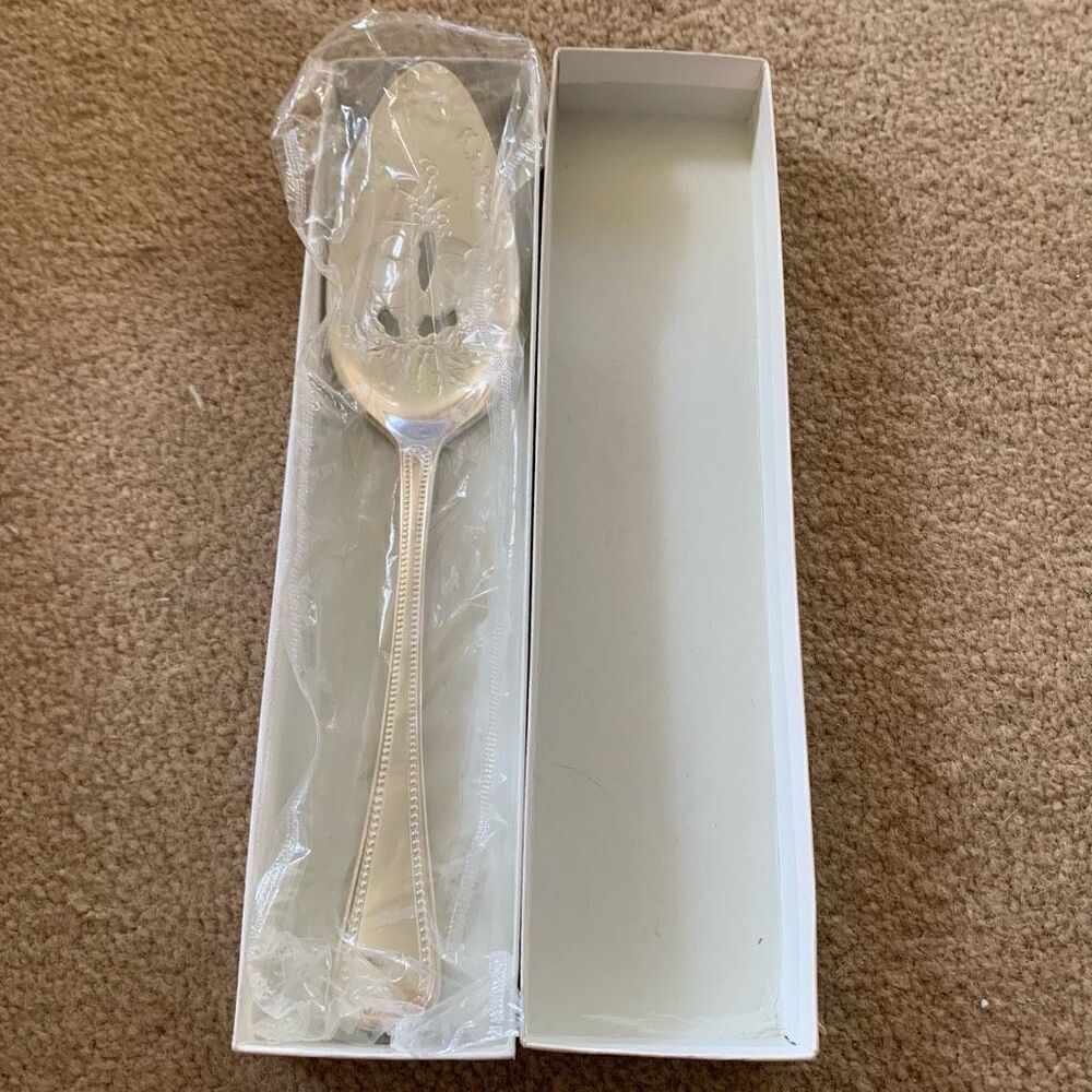 Oneida Community Vintage Silverplate Merry Christmas Server *New*